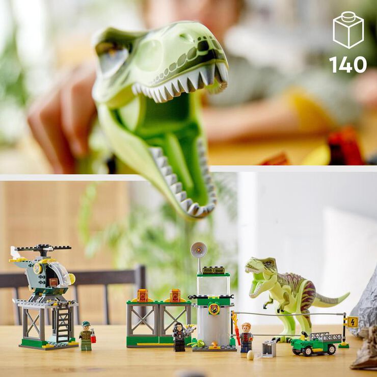 LEGO® Jurassic World Fuga del dinosaure T. Rex 76944