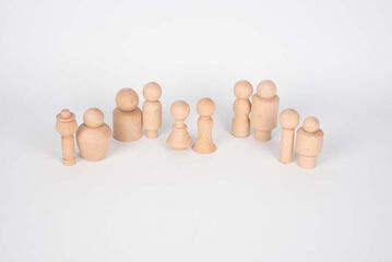 Figures comunitat fusta natural