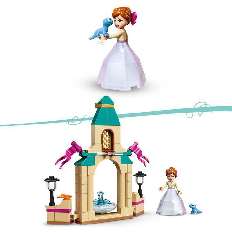 LEGO® Disney Patio del castillo de Anna 43198