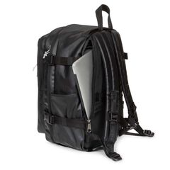 Maleta Underseat Cabin Eastpak Pak'r Tarp black