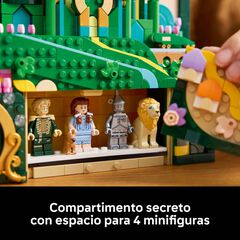 LEGO® Wicked Art Mural: Emerald City 75685
