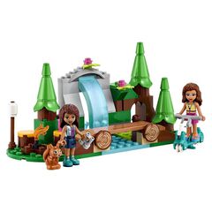 LEGO® Friends Bosque cascada 41677
