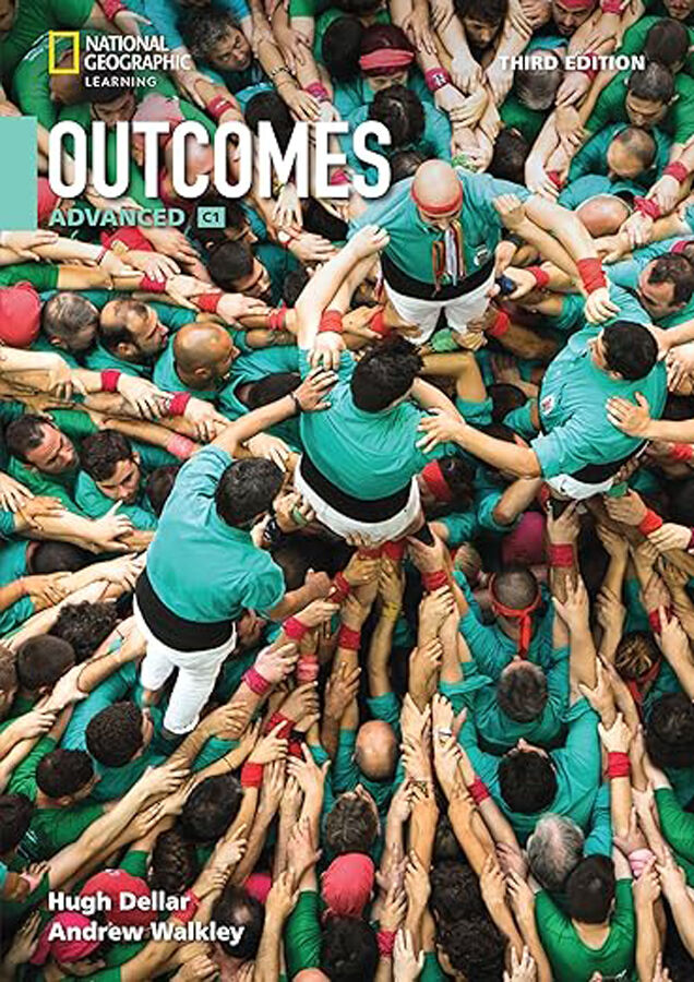 Outcomes Advances Student's Book + Spark