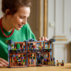 LEGO&reg; Icons Rac&oacute; entre Llibres: Llibreria (11379)