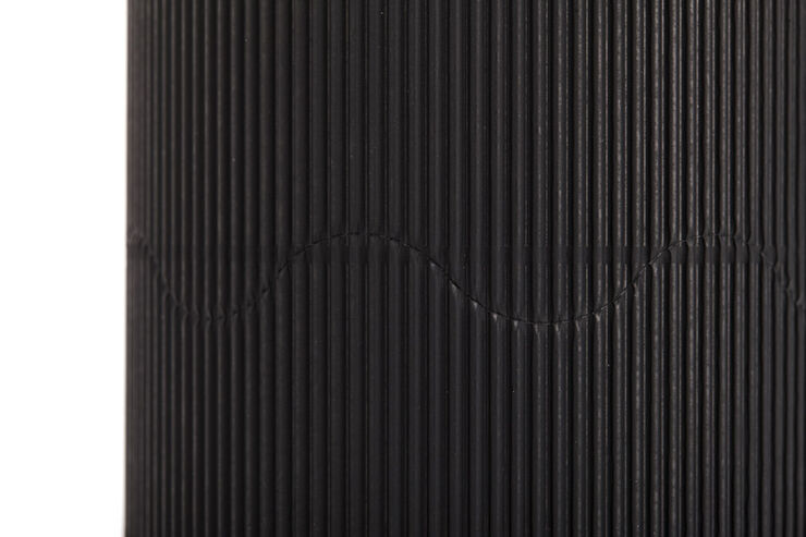 Cenefa cartón ondulado 57x750cm negro 2u