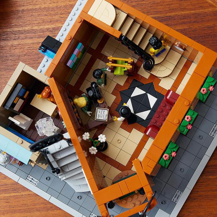 LEGO® Hotel Boutique set de construcción modular coleccionable con 5 secciones detalladas 10297