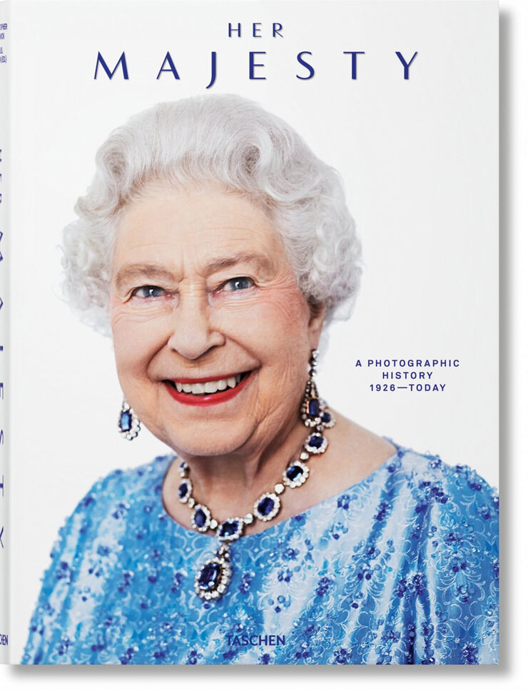 Her Majesty. A Photographic History. Updated Edition