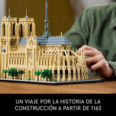 LEGO® Architecture notre Dame de París 21061