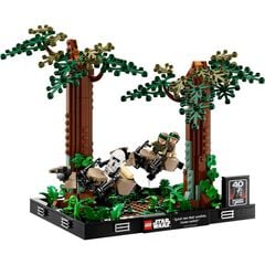 LEGO® Star Wars Diorama: Duelo de Speeders en Endor 75353