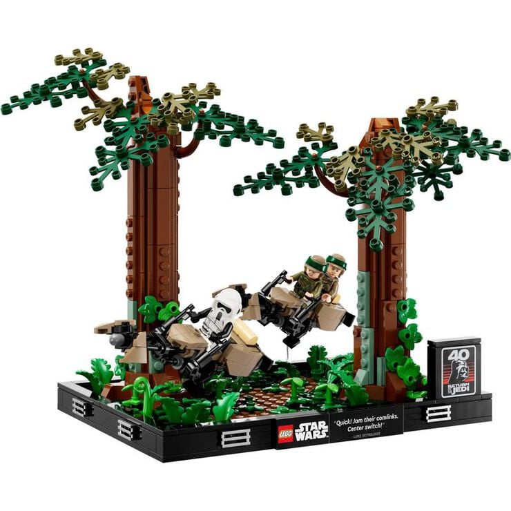 LEGO® Star Wars Diorama: Duelo de Speeders en Endor 75353