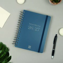 Agenda Escolar Finocam Cosmoflex 1/4 D&iacute;a/P&aacute;gina Catal&aacute;n 2026-27 Azul