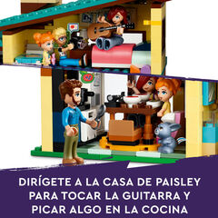 LEGO® Friends Casas Familiares de Olly y Paisley 42620