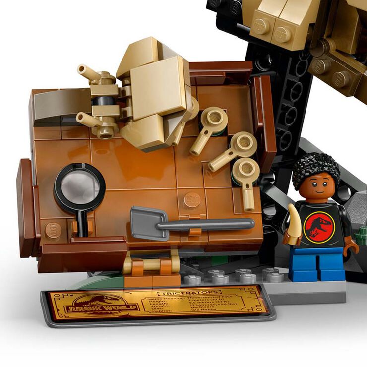LEGO® Jurassic World Fósiles de Dinosaurio: Cráneo de Triceratops 76969