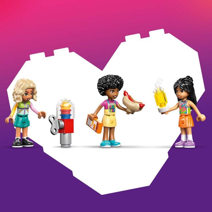 LEGO&reg;  Friends Parc de Jocs Cobert 42686