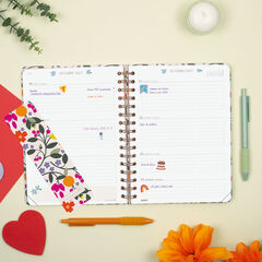 Agenda Finocam Moniquilla Semana Vista Horizontal 2027 Castellano Verde