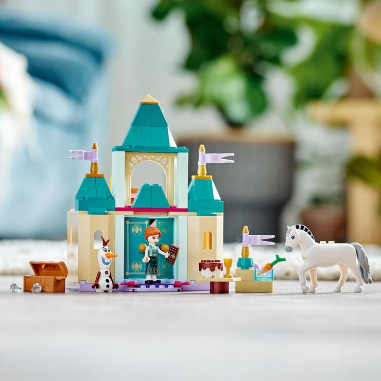 LEGO® Disney Frozen Castillo de Juegos de Anna y Olaf 43204