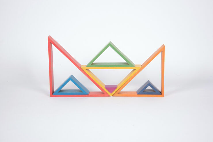 Arquitectura arco iris triángulos Tick