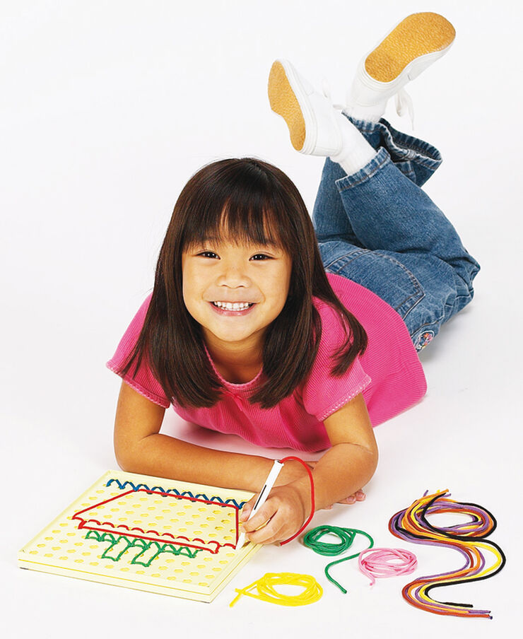 Joc de motrocitat Learning Resources Set d'enfilar amb cordills
