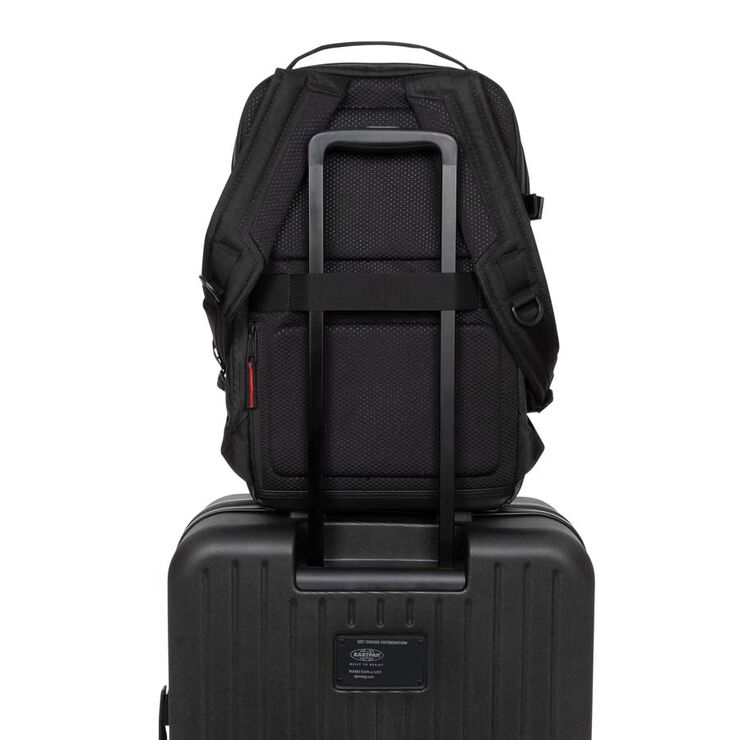 Motxilla Tècnica Eastpak Tecum L Rip black