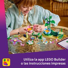LEGO&reg; Friends Tazas Giratorias de Flor y Hada 42702