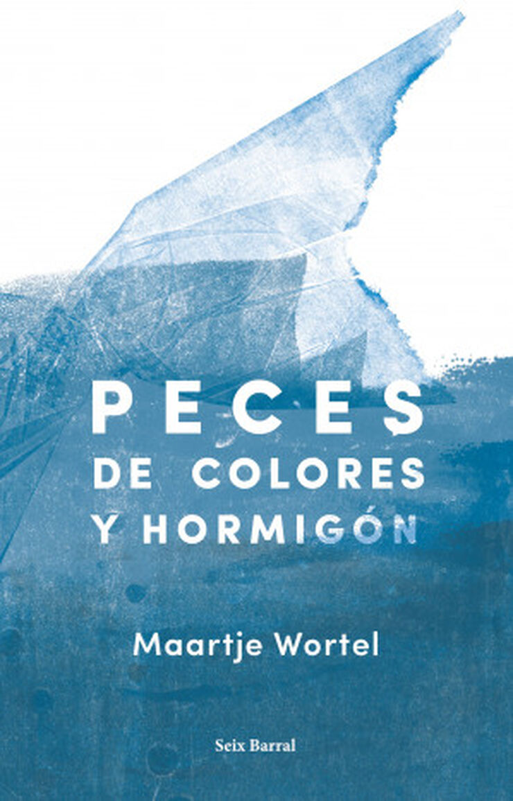 Peces de colores y hormigón