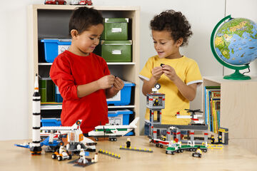 LEGO Education Espacio y aeropuerto (9335)