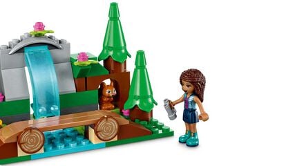 LEGO® Friends Bosque cascada 41677