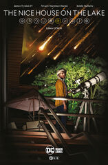 The Nice House on the Lake núm. 5 de 12