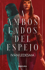 A ambos lados del espejo A ambos lados del espejo