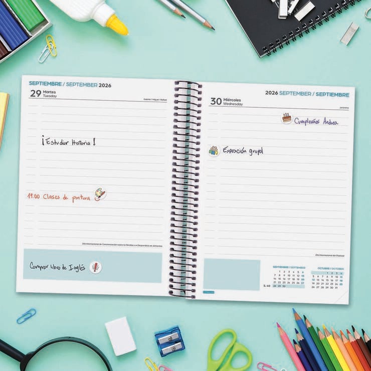 Agenda Escolar Finocam Cool 1/4 D&iacute;a/P&aacute;gina Castellano 2026-27 Negro