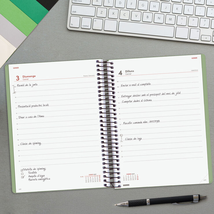 Agenda Finocam My D&iacute;a P&aacute;gina 2027 Catal&aacute;n Verde