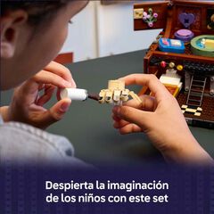 LEGO® Wednesday Apartament de Cosa 76785