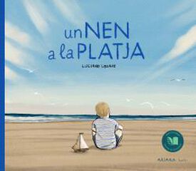 Un nen a la platja Un nen a la platja