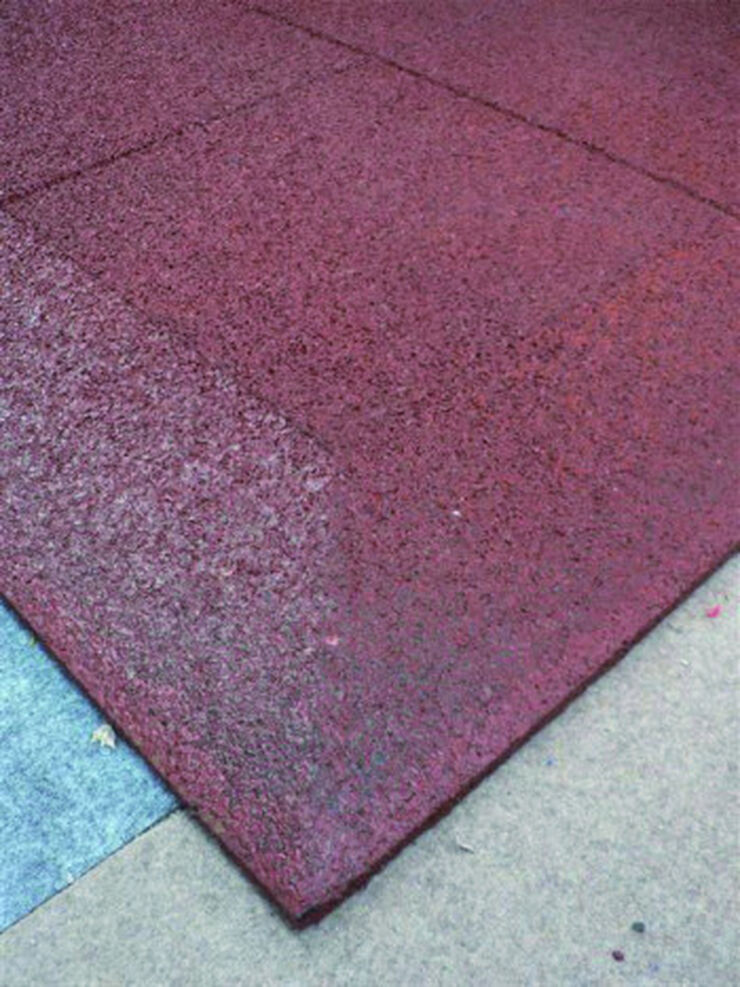 Rajola 50x50x4cm cantonada bisellada vermell