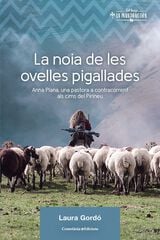 La Noia De Les Ovelles Pigallades La Noia De Les Ovelles Pigallades