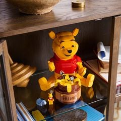 LEGO&reg; Disney&trade; Winnie the Pooh 43300