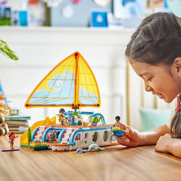 LEGO® Friends Aventura en el Barco de Viaje 42664