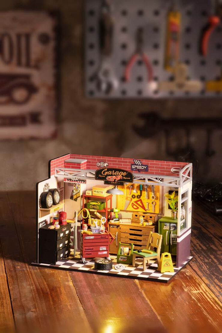 Maqueta Rolife Garage Workshop