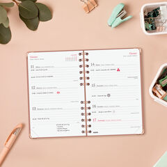Agenda Finocam Alma Semana Vista Horizontal 2027 Catal&aacute;n Rosa