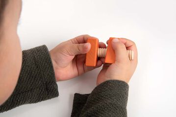 Roscas y tornillos de madera 21 piezas