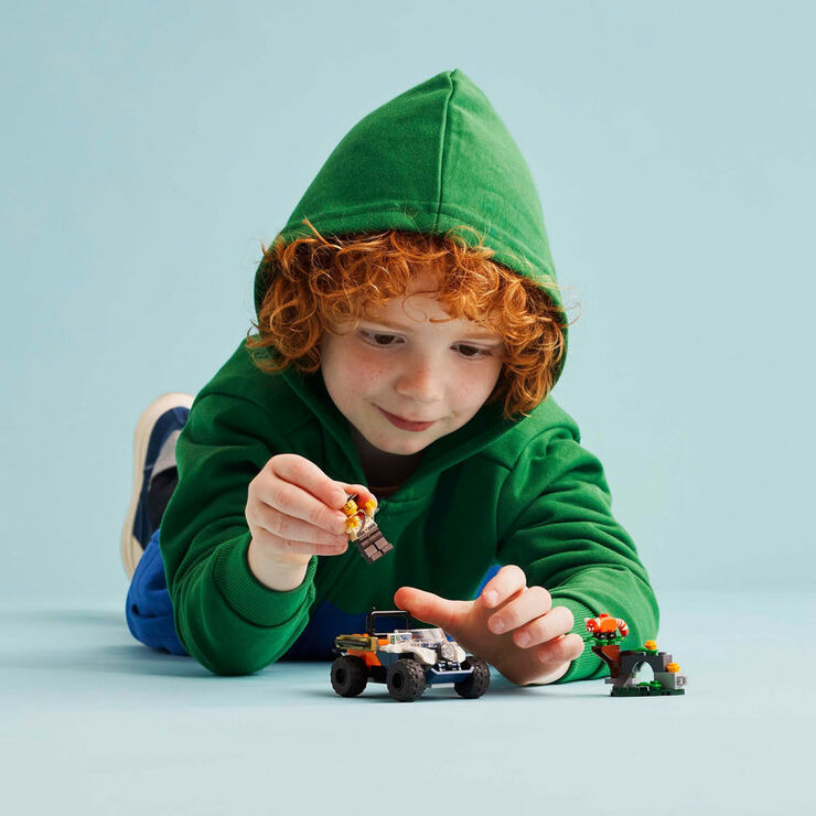 LEGO® City Exploradors de la Selva: Tot Terreny i Missió del Panda Vermell 60424