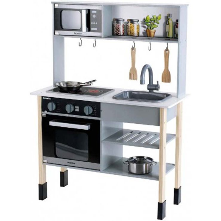 Cocina de madera Miele con sonido