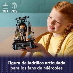 LEGO® Wednesday Figura de Miércoles Addams 76780