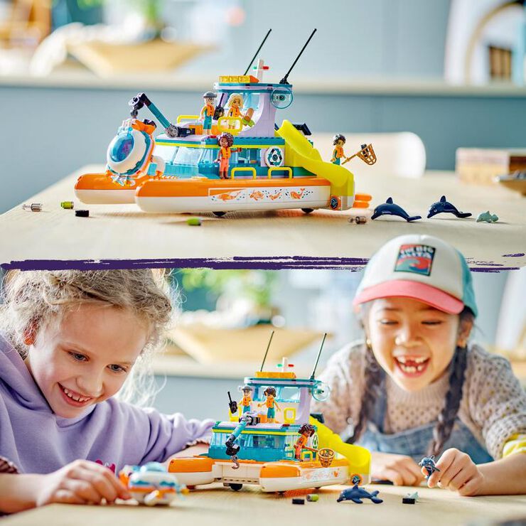 LEGO® Friends Barco de Rescate Marítimo con Animales MariNos 41734