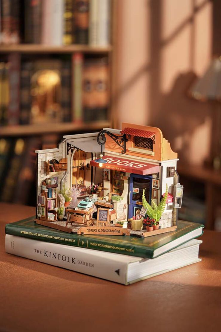 Maqueta Rolife Corner Bookstore
