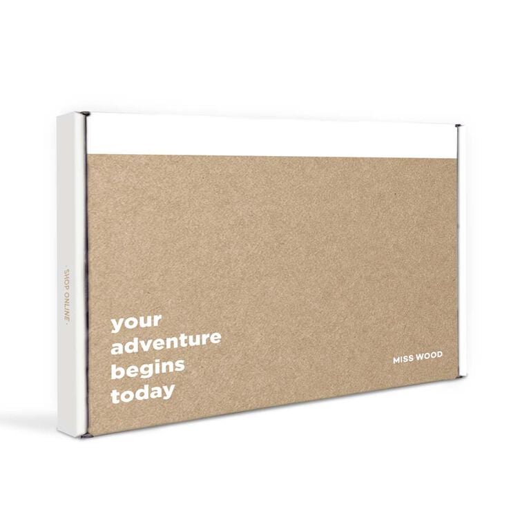 Mapa corcho Miss Wood 60x45 marco blanco