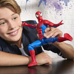 Figura Titan Spider-Man