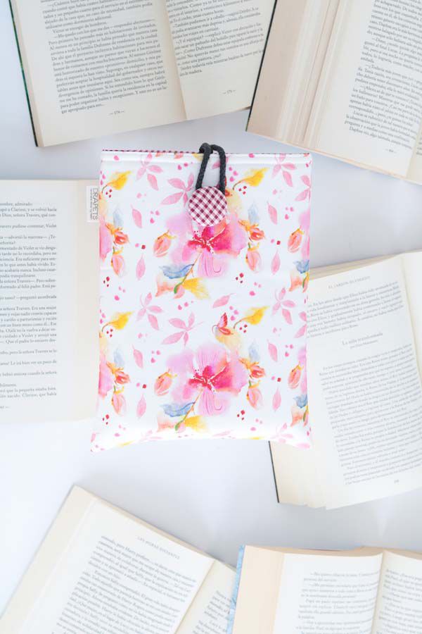 Funda de Llibre Drapets Flors Roses interior vichy