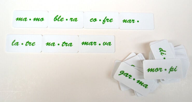 D&ograve;mino sil&middot;l&agrave;bic castell&agrave;