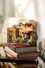 Maqueta Rolife Corner Bookstore